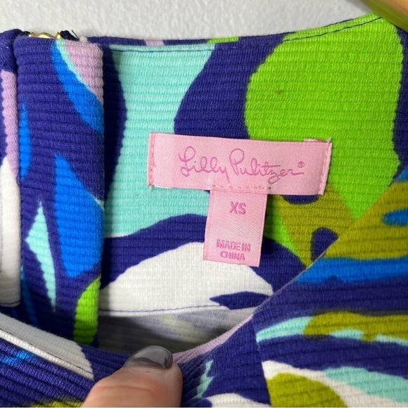 Lilly Pulitzer Charlene Dress in Catwalk Floral Dress Size XS Style 86130 - Picture 5 of 7